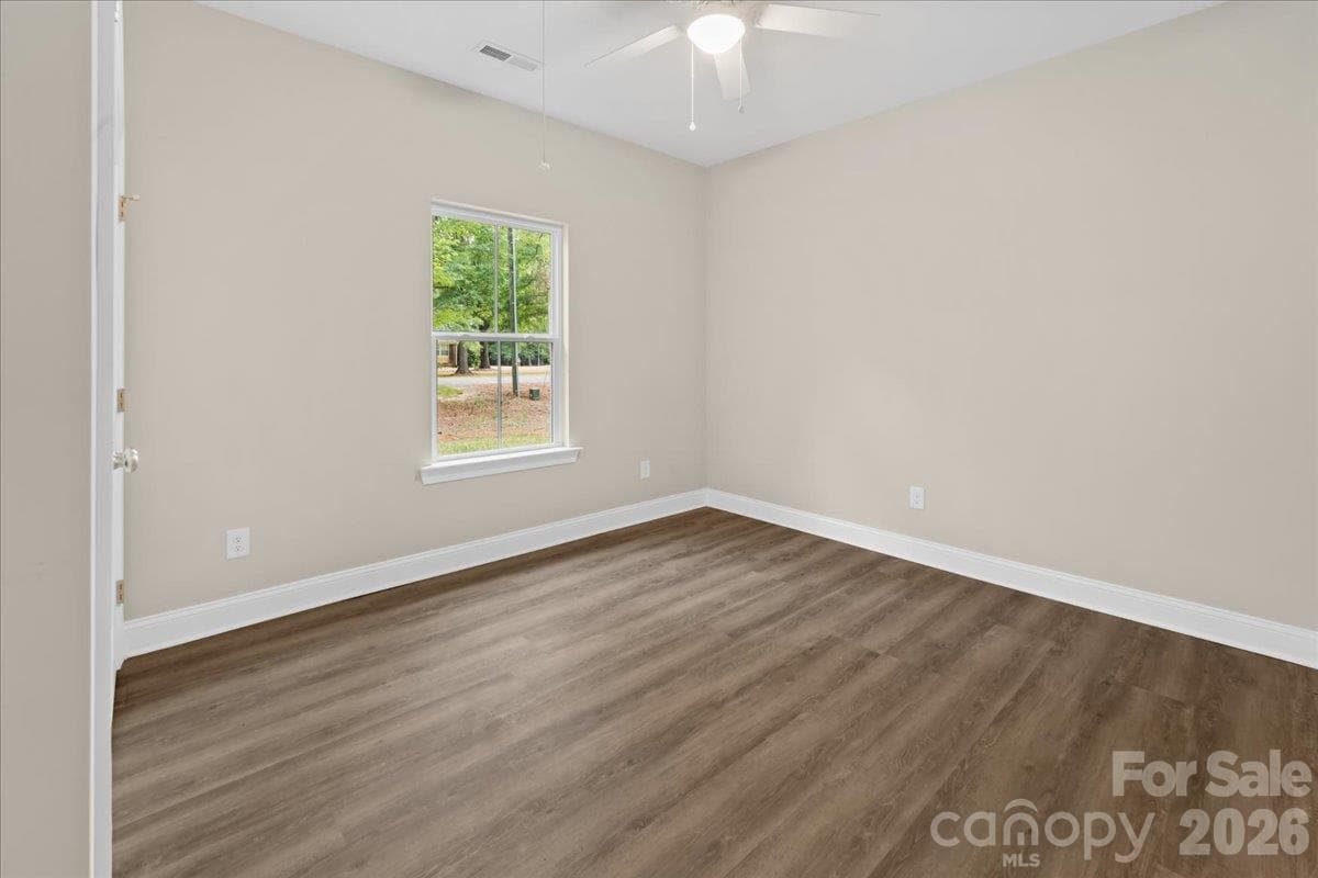 Single Family Residence at 318 Stanback Street, Mount Gilead, photo 21 of 34