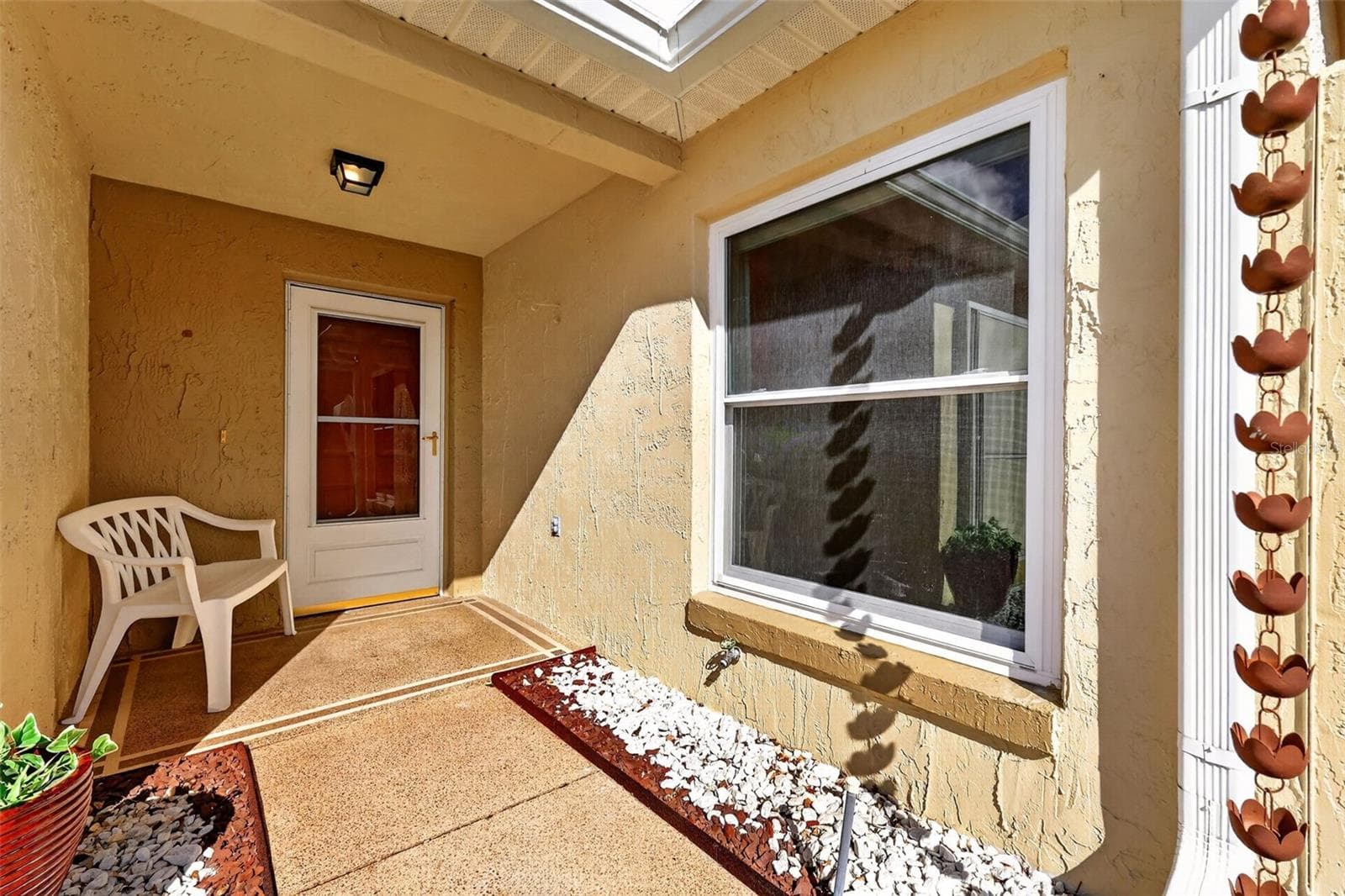 Front Porch and Entry - 407 CARMEL AVE, THE VILLAGES