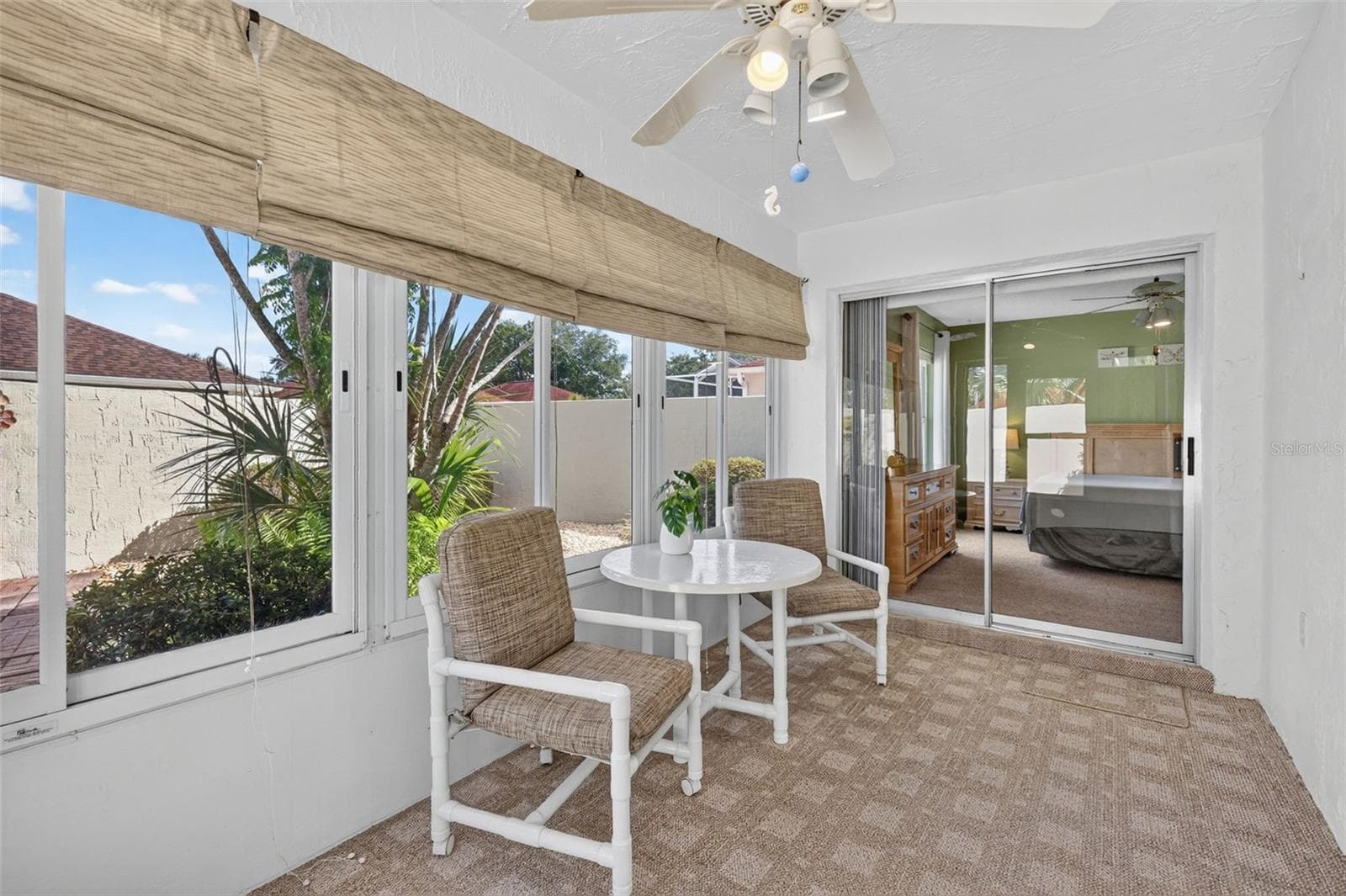 Glass-Enclosed Lanai - 407 CARMEL AVE, THE VILLAGES