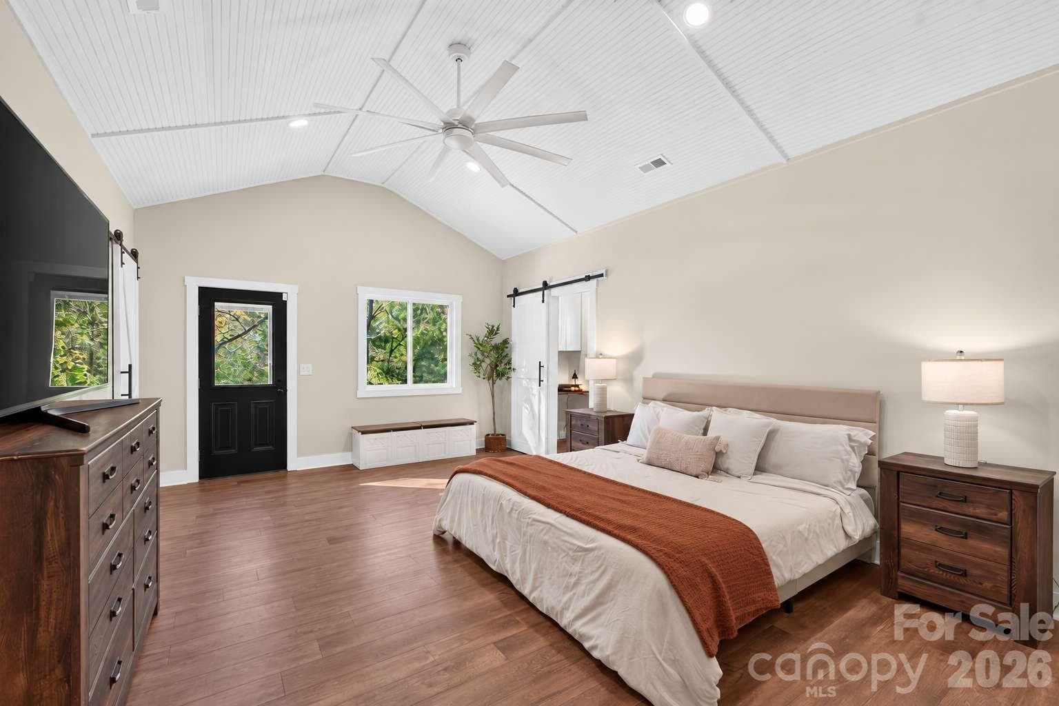 Single Family Residence at 1347 Crossland Road, Clover, photo 13 of 39