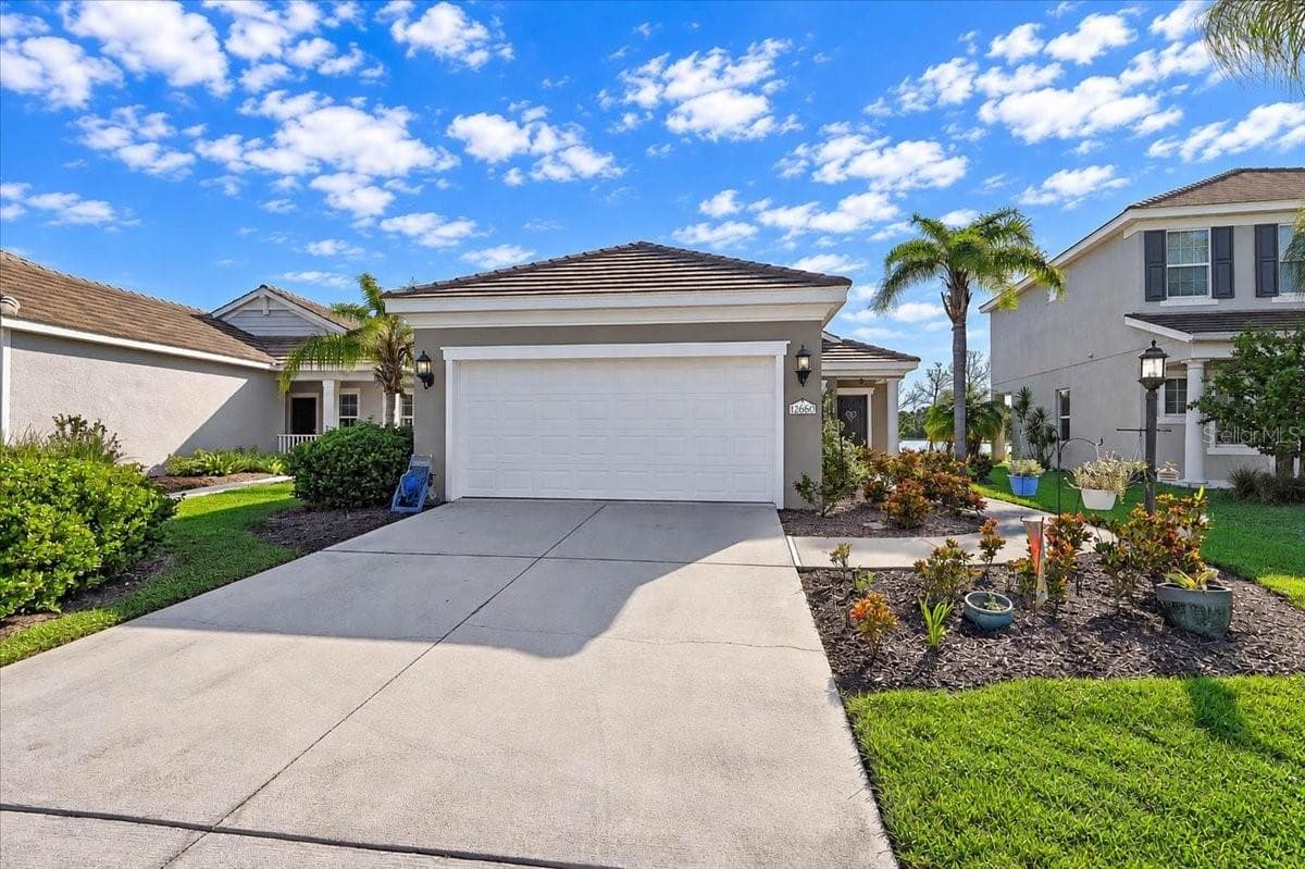 Single Family Residence at 12660 SAGEWOOD DR, VENICE, photo 5 of 91