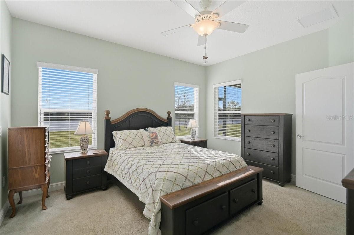 Single Family Residence at 12660 SAGEWOOD DR, VENICE, photo 20 of 91