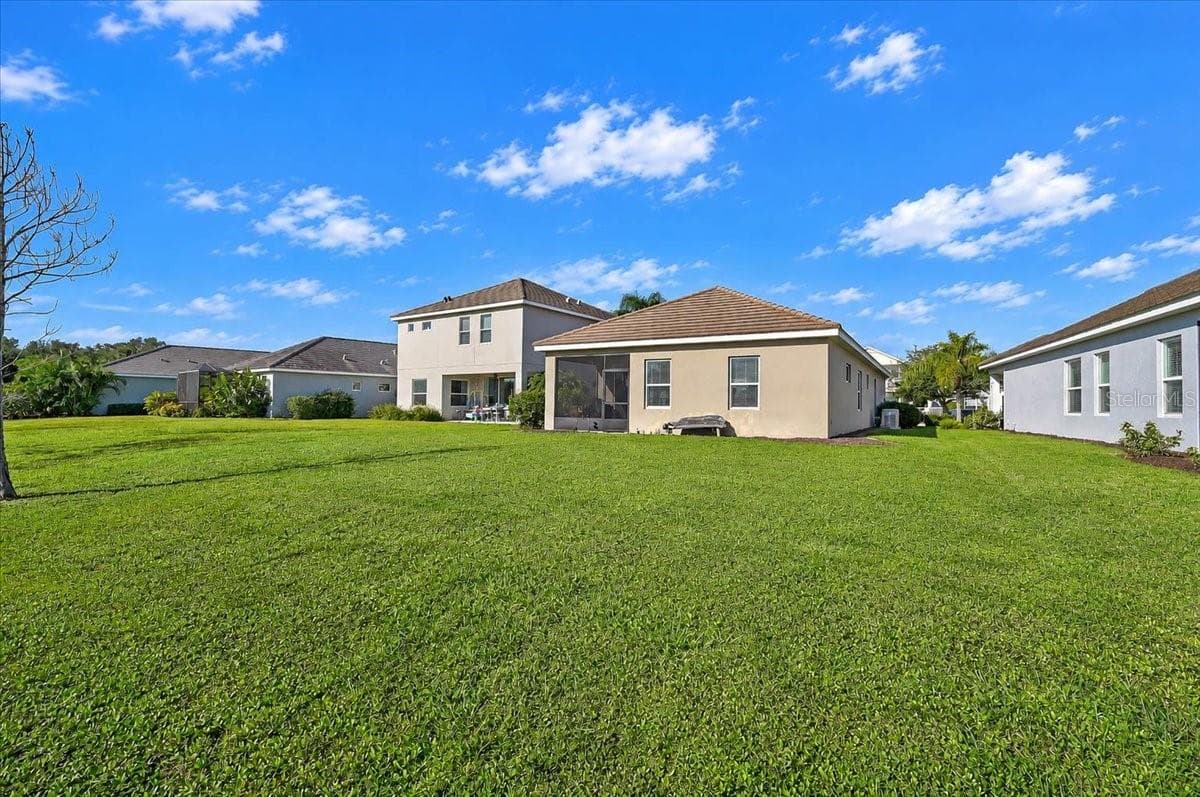 Single Family Residence at 12660 SAGEWOOD DR, VENICE, photo 28 of 91