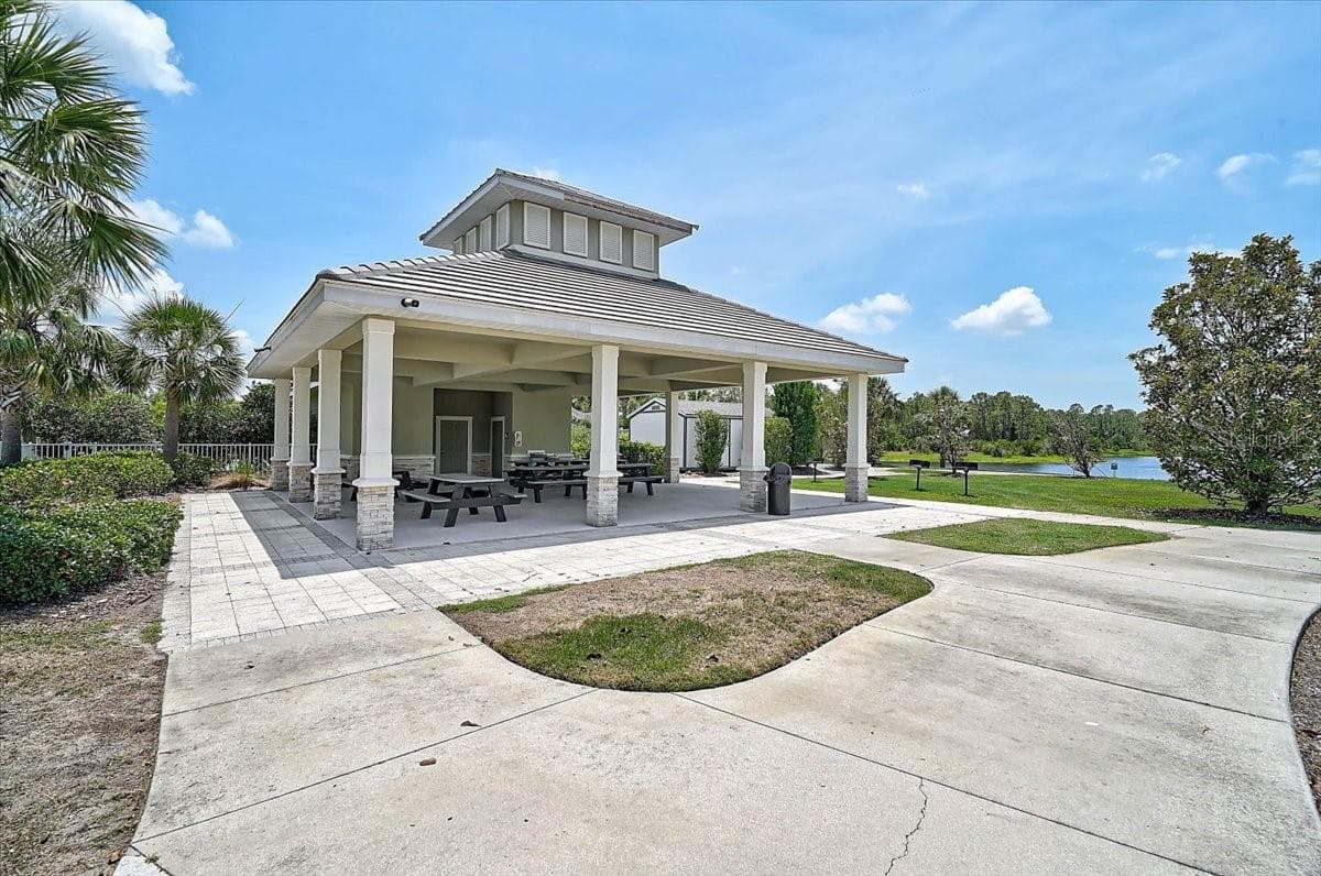 Single Family Residence at 12660 SAGEWOOD DR, VENICE, photo 83 of 91