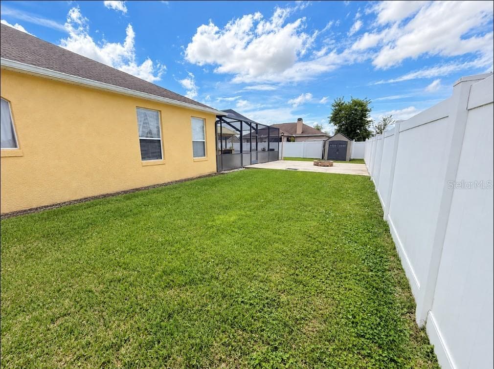 Single Family Residence at 8166 WOODVINE CIR, LAKELAND, photo 12 of 32