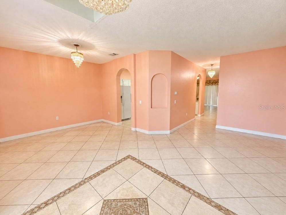 Single Family Residence at 8166 WOODVINE CIR, LAKELAND, photo 18 of 32