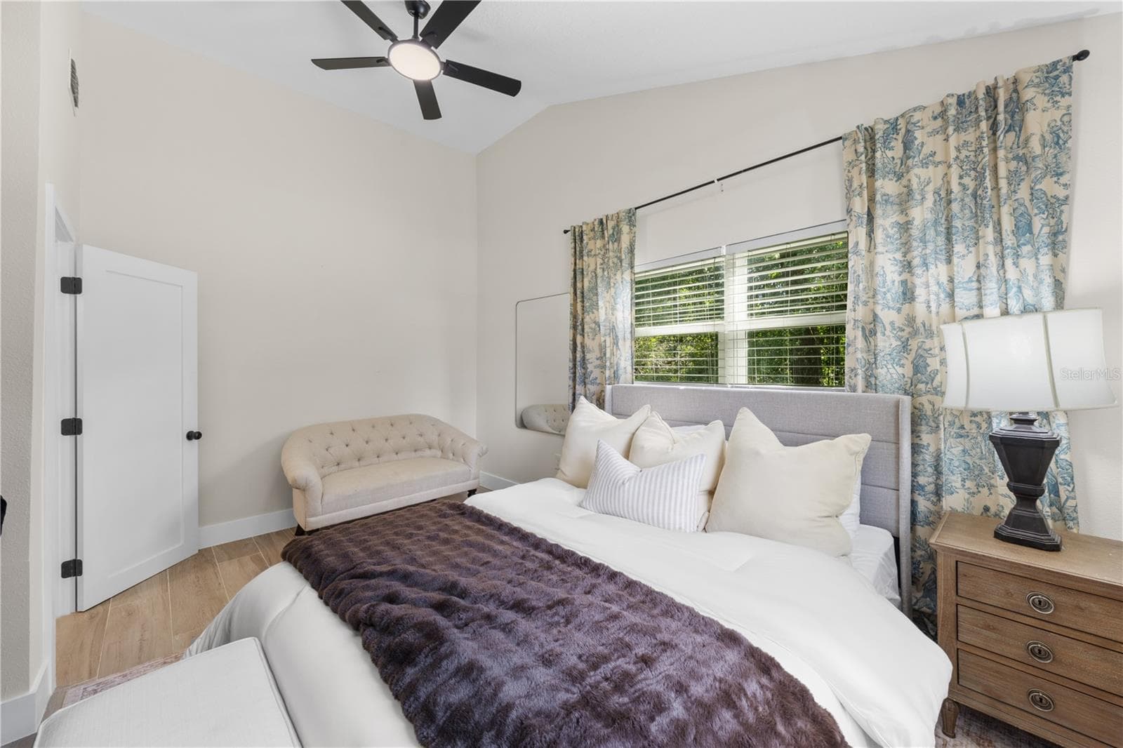Single Family Residence at 1601 CLARCONA RD, APOPKA, photo 15 of 37