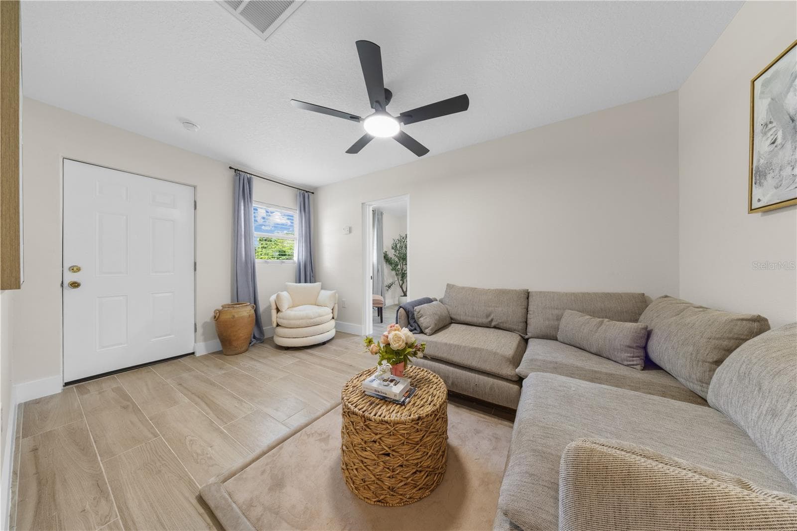 Single Family Residence at 1601 CLARCONA RD, APOPKA, photo 19 of 37