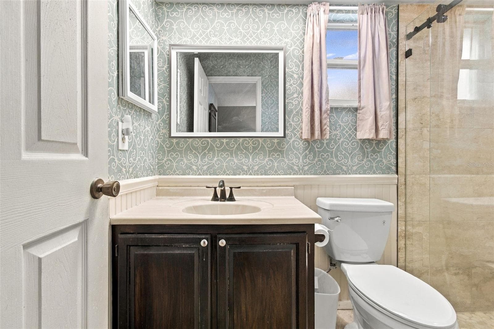 Primary Bath with walk in shower - 5404 80TH AVENUE CIR E, PALMETTO