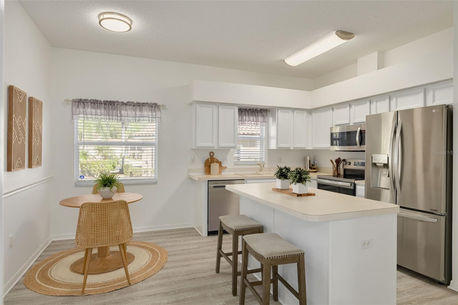 Villa at 3755 DARSTON ST, PALM HARBOR, photo 10 of 32
