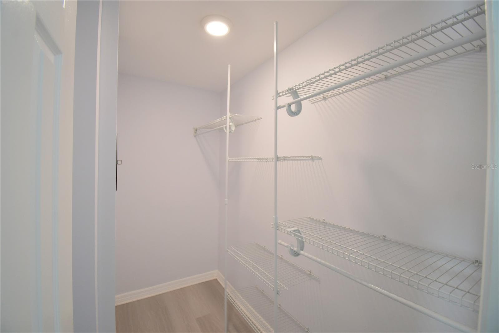 Master walk-in closet - 4816 GOLDENVIEW LN, LAKELAND