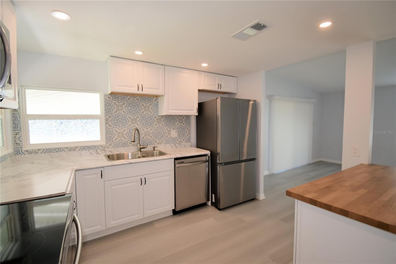 Manufactured Home at 4816 GOLDENVIEW LN, LAKELAND, photo 20 of 83