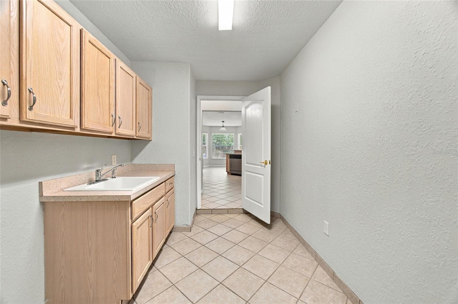 Laundry Room - 12707 BOX DR, HUDSON