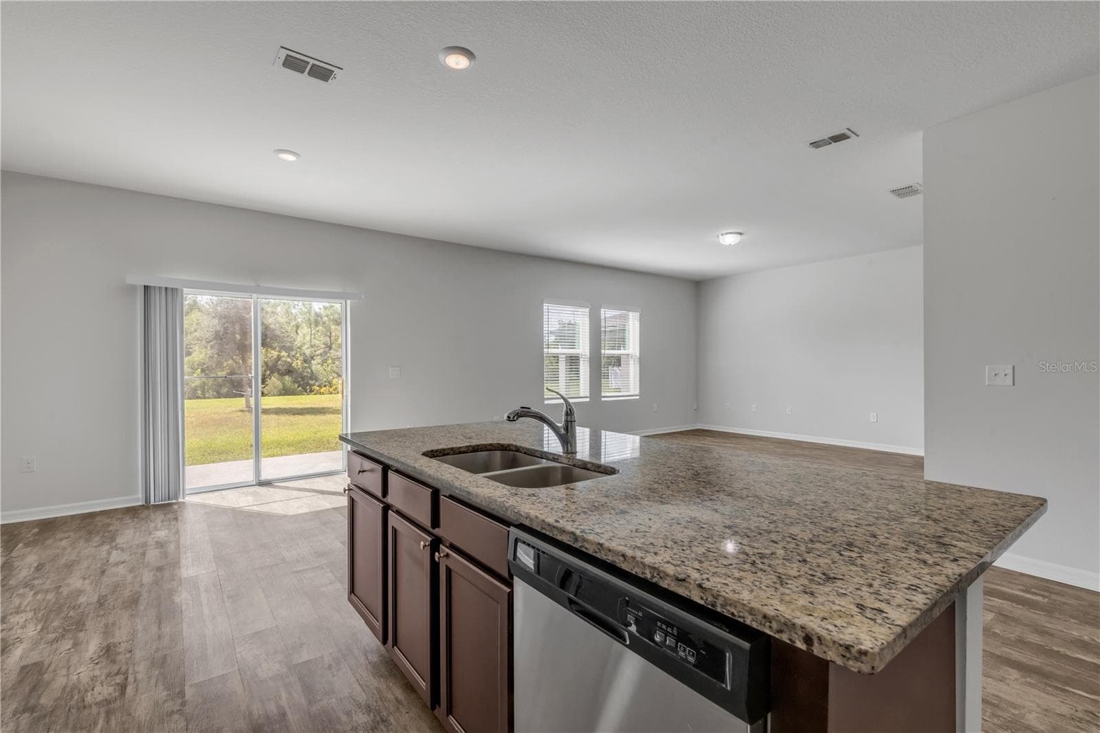 Single Family Residence at 2831 NEVERLAND DR, NEW SMYRNA BEACH, photo 11 of 34
