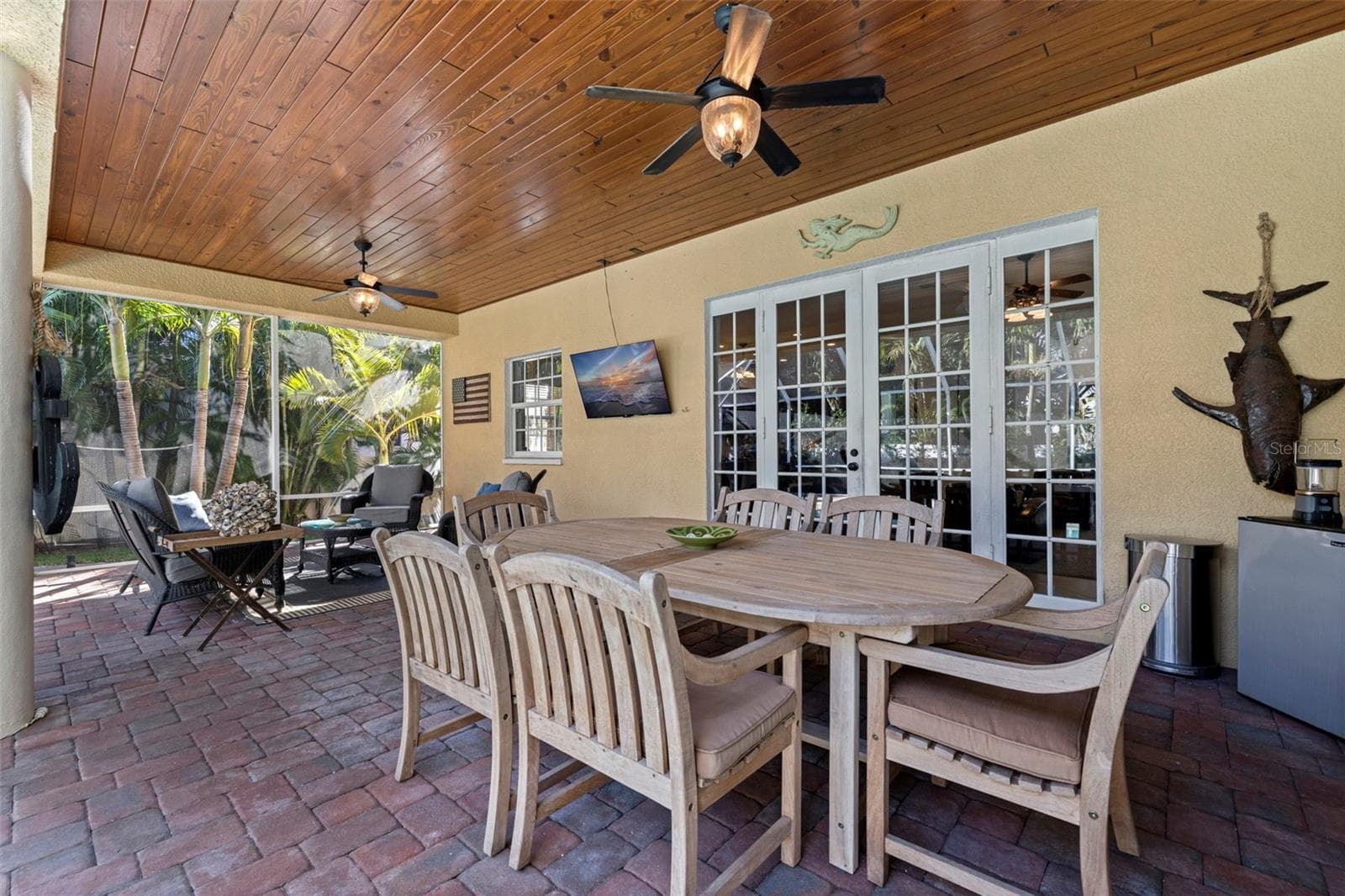Single Family Residence at 647 SANTA MARIA DR, TIERRA VERDE, photo 47 of 80
