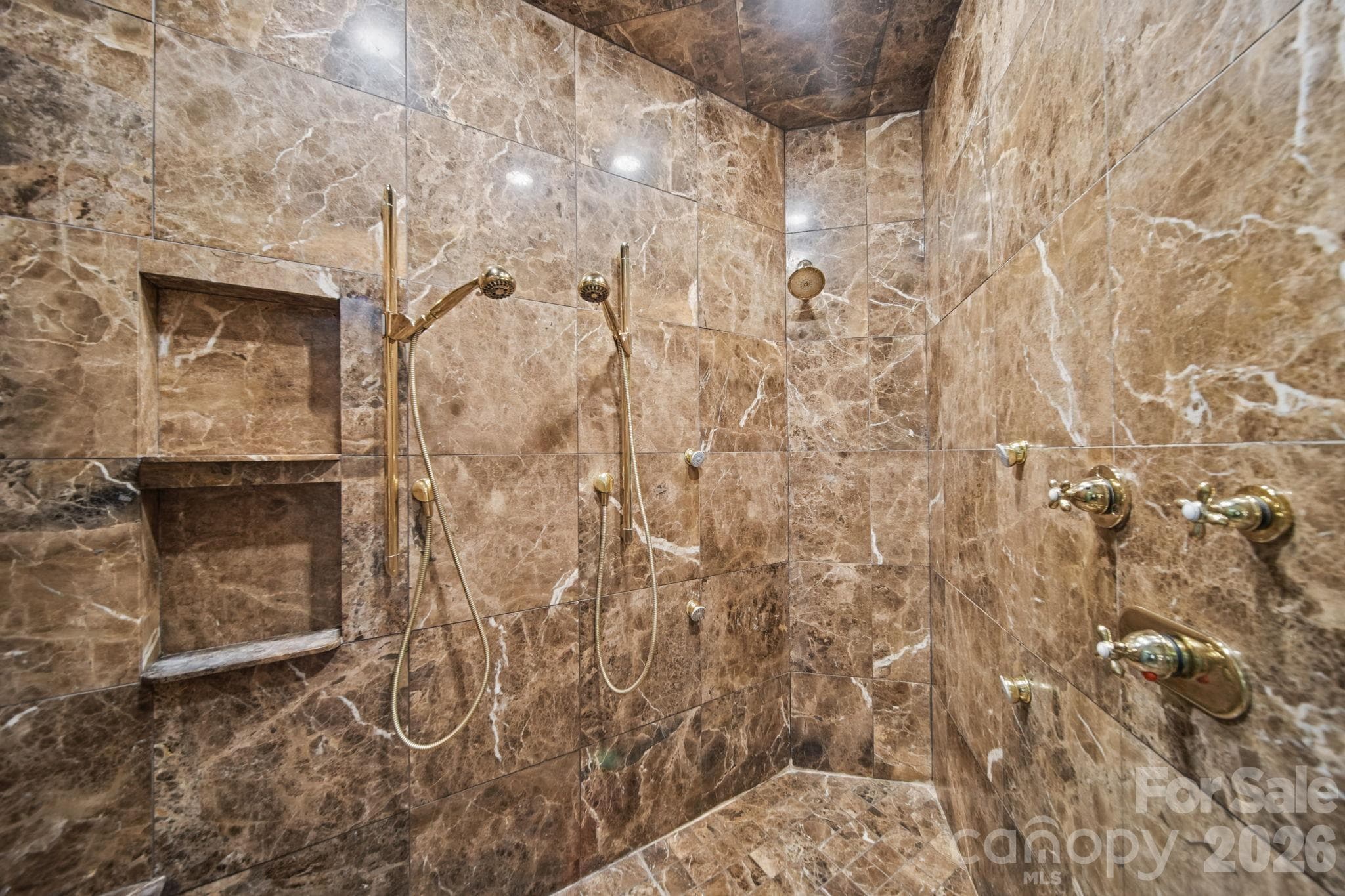 Single Family Residence at 6 Thornwood Court, Lake Wylie, photo 23 of 48