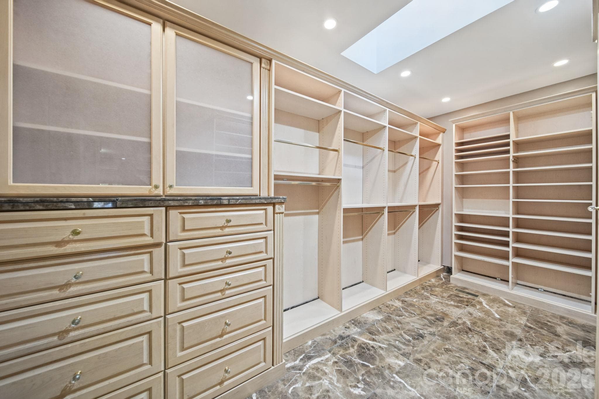 Single Family Residence at 6 Thornwood Court, Lake Wylie, photo 26 of 48