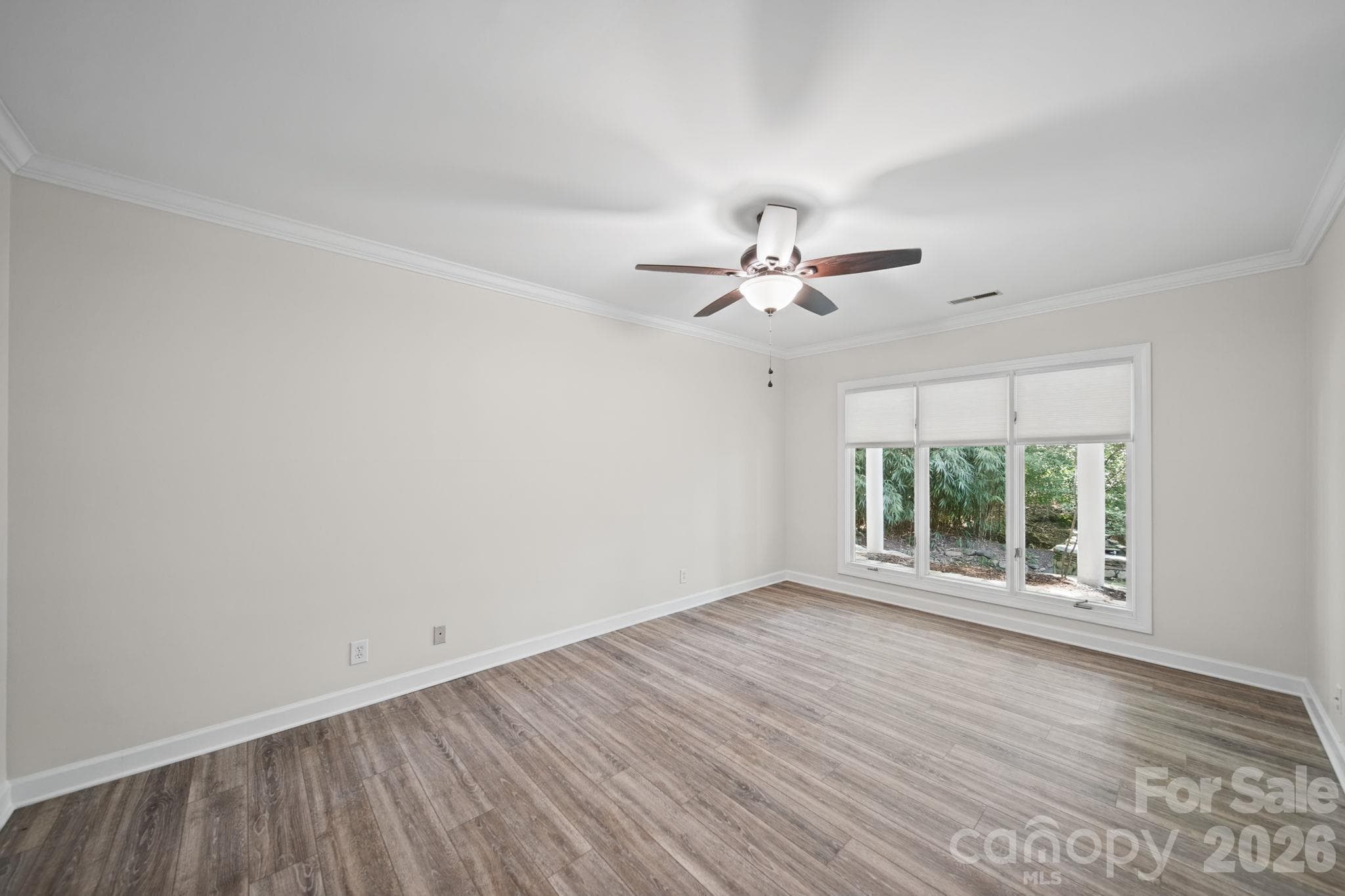 Single Family Residence at 6 Thornwood Court, Lake Wylie, photo 39 of 48
