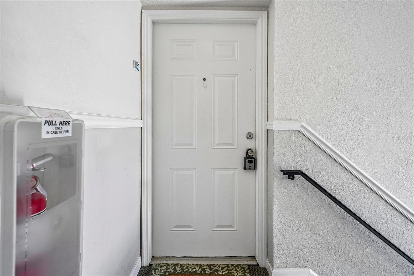 Condominium at 102 POMPANO DR SE #D, ST PETERSBURG, photo 4 of 62