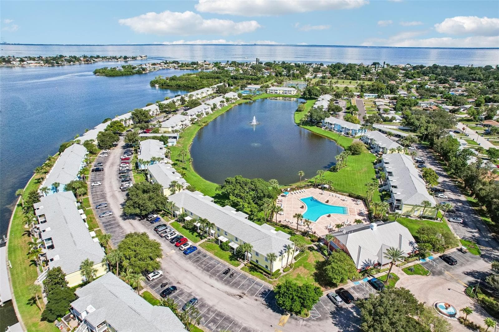 Condominium at 102 POMPANO DR SE #D, ST PETERSBURG, photo 48 of 62