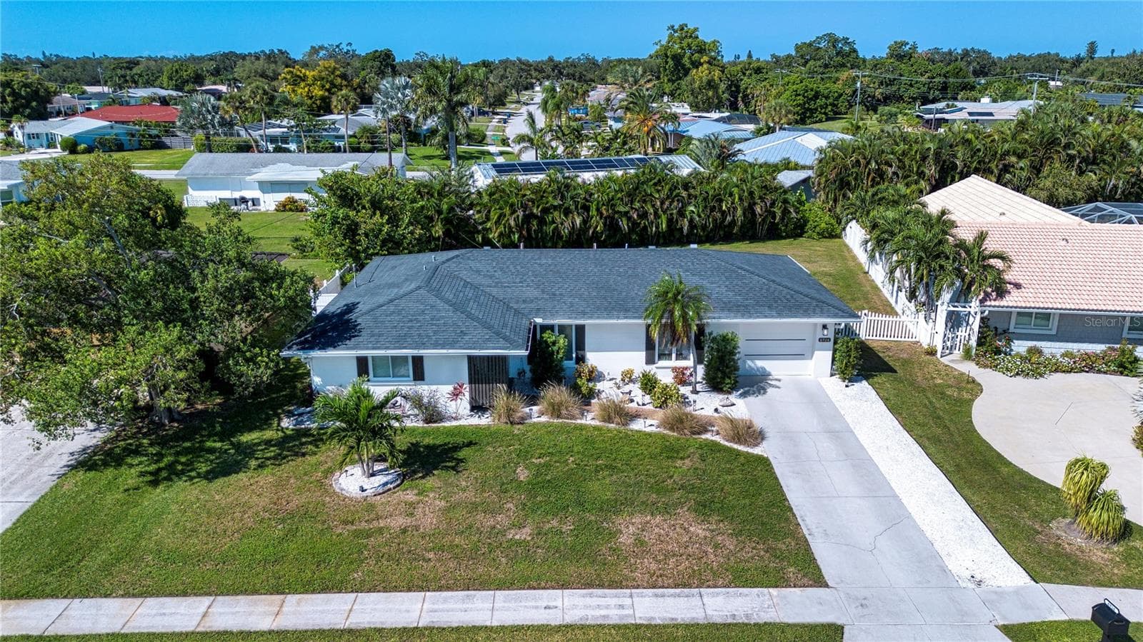 Single Family Residence at 6926 ANTIGUA PL, SARASOTA, photo 42 of 51