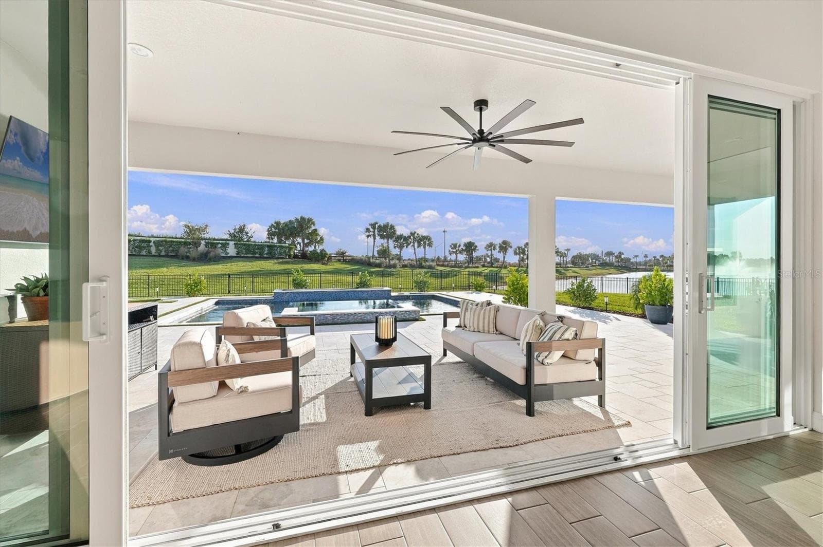 Single Family Residence at 4312 SPRINGHOUSE CIR, LAKEWOOD RANCH, photo 43 of 76