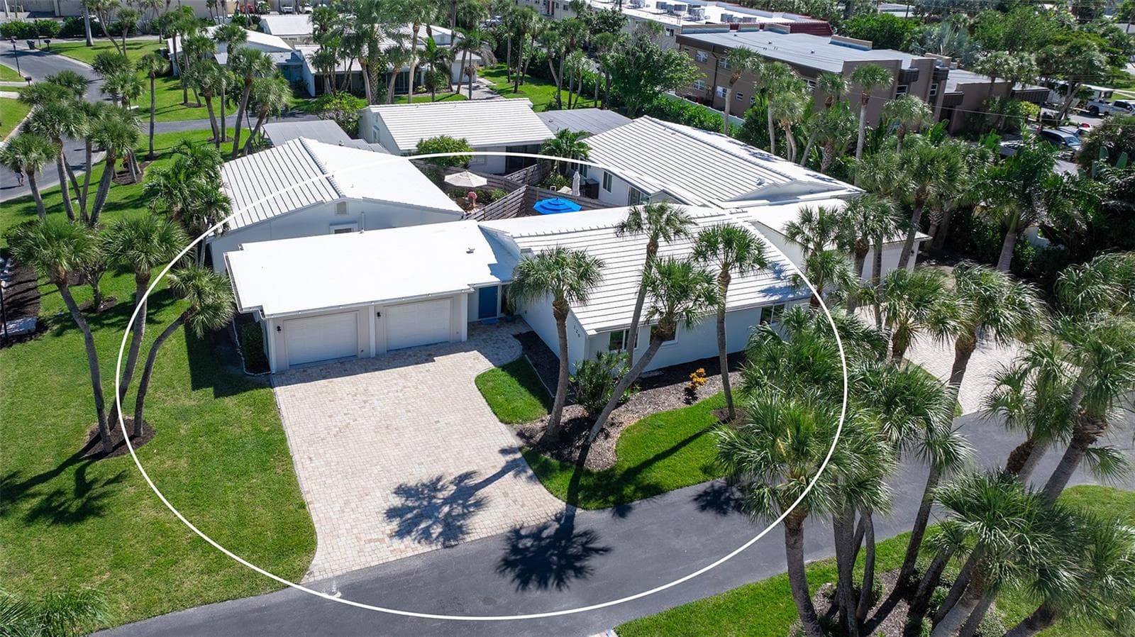 Villa at 120 WHISPERING SANDS DR #V20, SARASOTA, photo 3 of 77