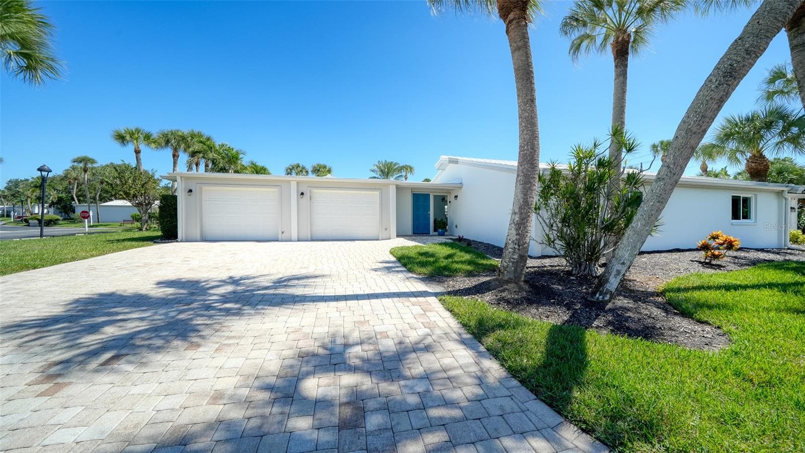 Villa at 120 WHISPERING SANDS DR #V20, SARASOTA, photo 5 of 77