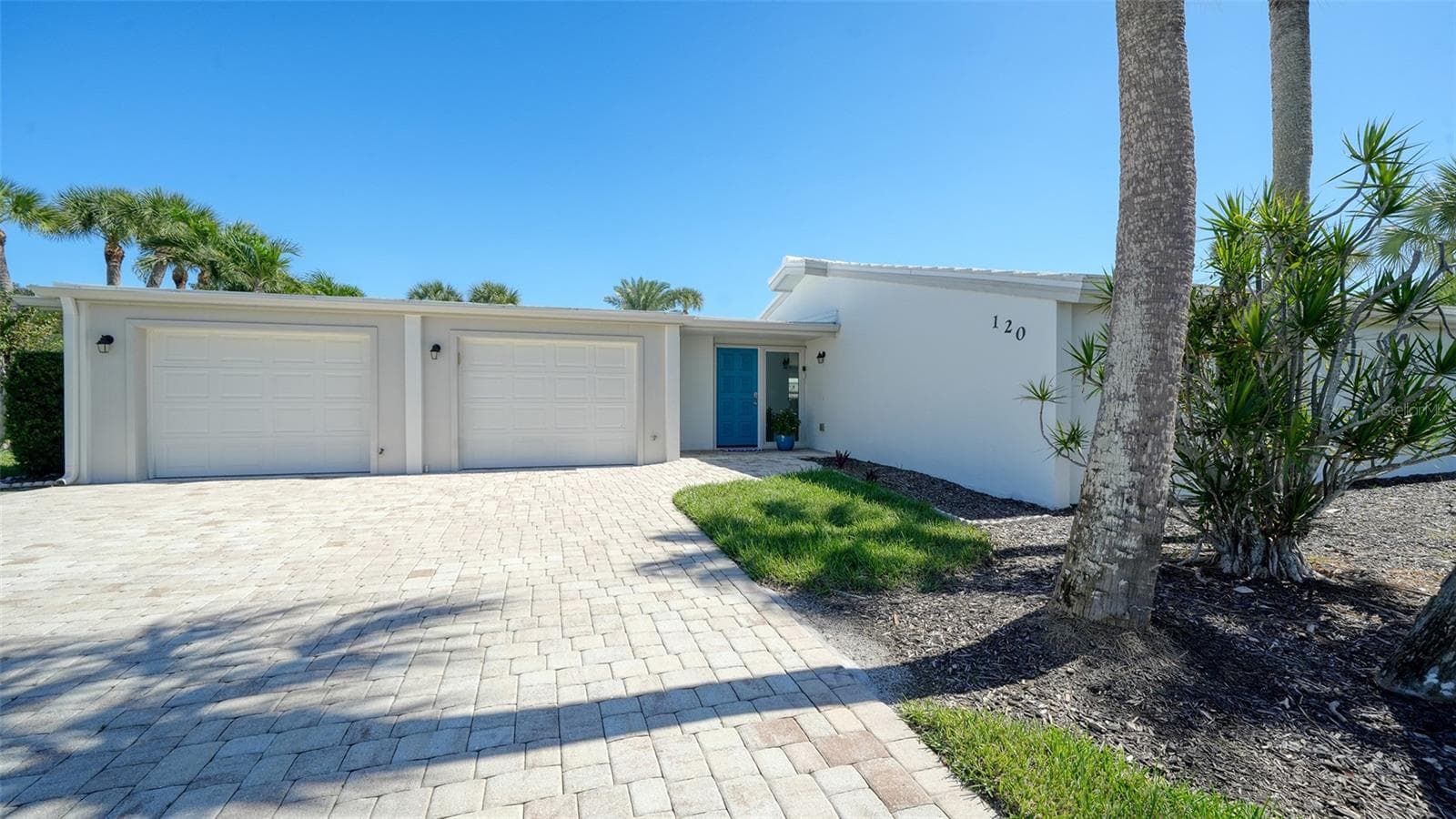 Villa at 120 WHISPERING SANDS DR #V20, SARASOTA, photo 6 of 77