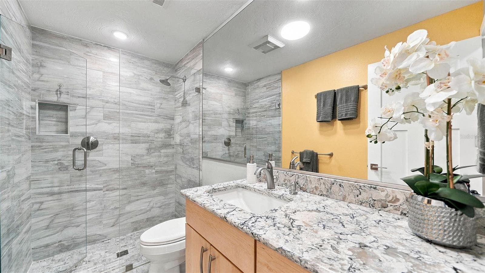 Villa at 120 WHISPERING SANDS DR #V20, SARASOTA, photo 40 of 77