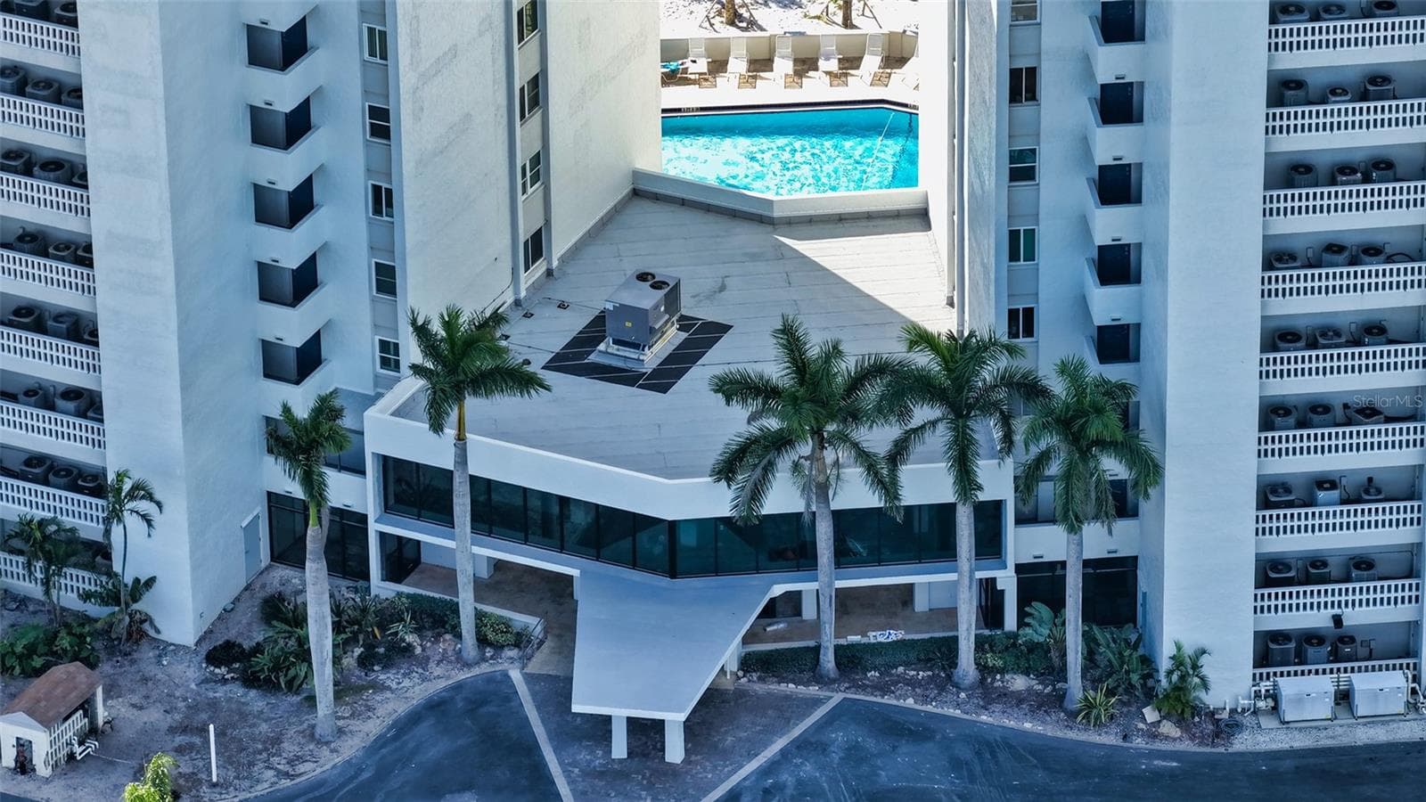 Villa at 120 WHISPERING SANDS DR #V20, SARASOTA, photo 52 of 77