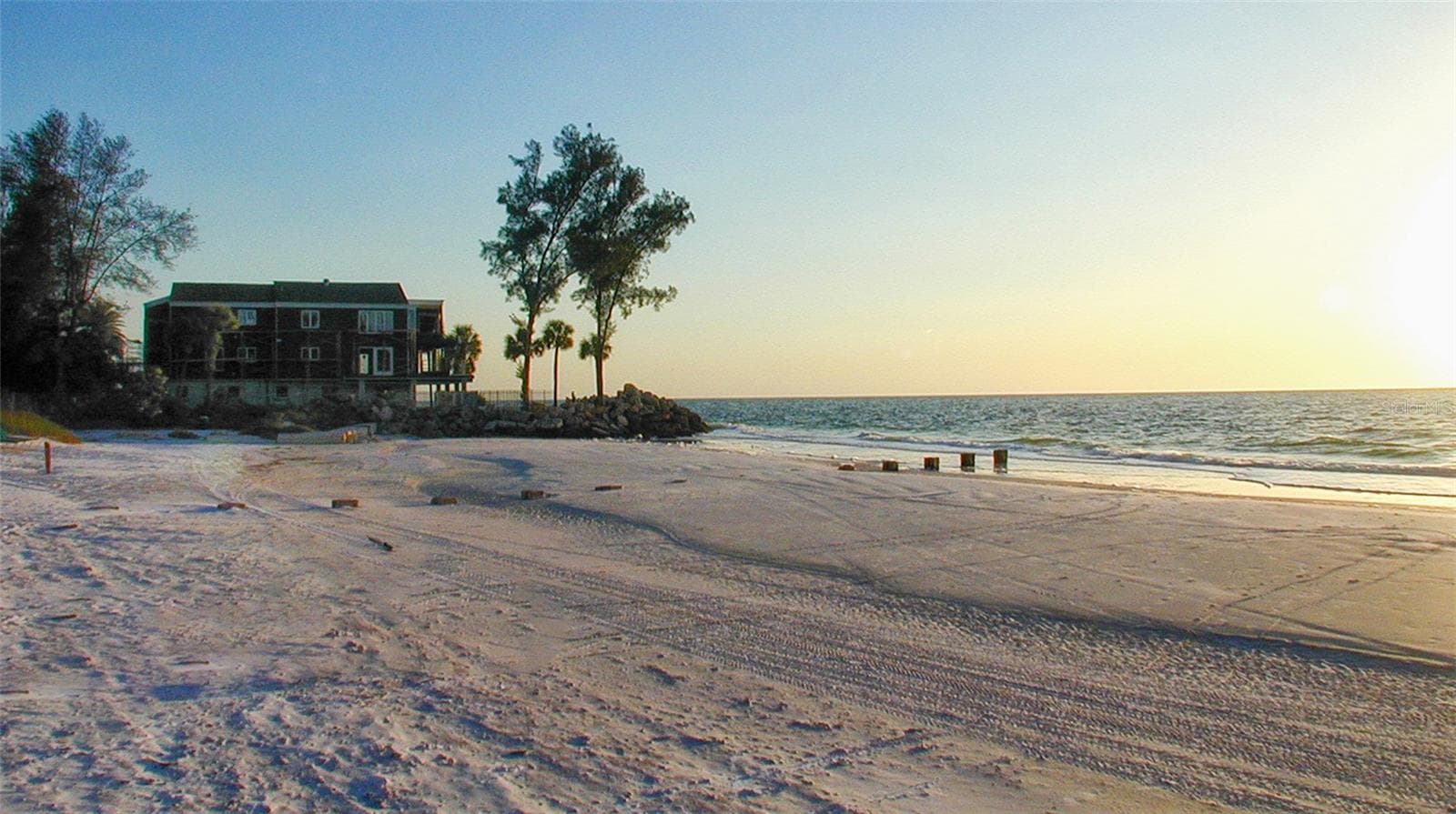 Villa at 120 WHISPERING SANDS DR #V20, SARASOTA, photo 62 of 77