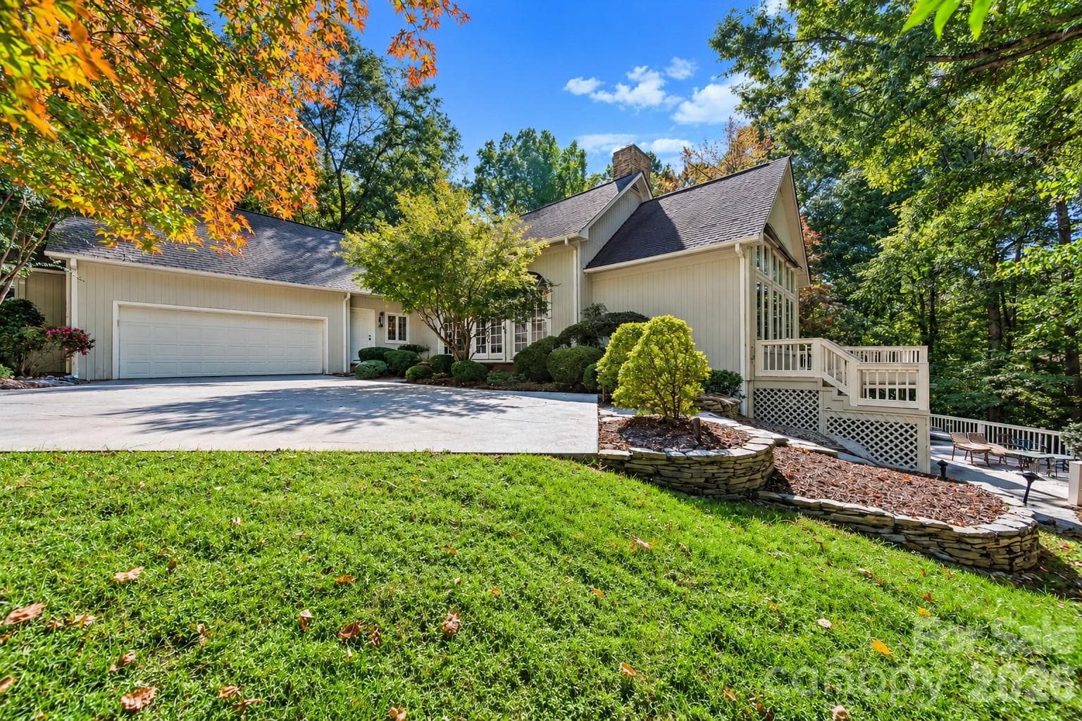 6 Thornwood Court