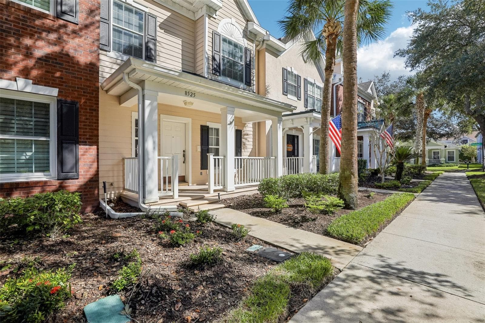 **WELCOME HOME** - 8525 WATERWILLOW PL, ORLANDO