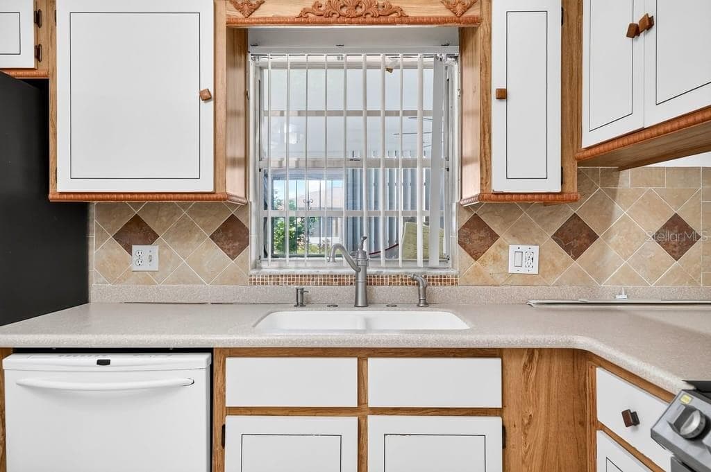Kitchen - 1533 WAKE FOREST RD NW, PALM BAY