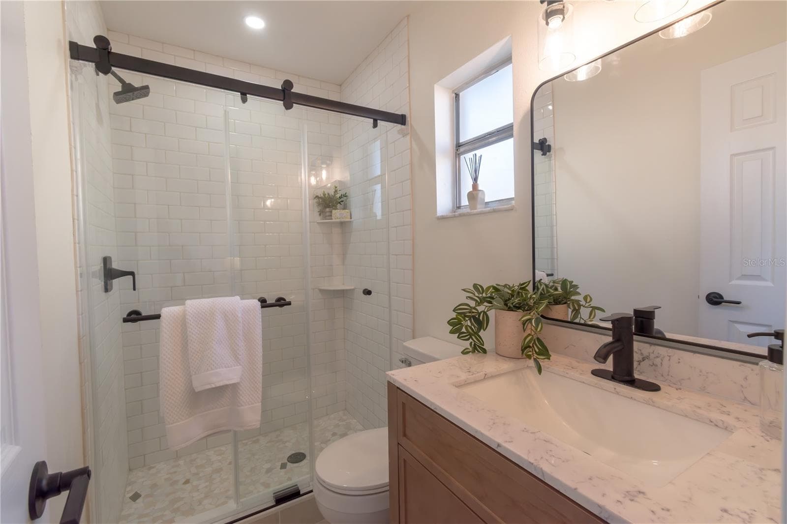 Single Family Residence at 5751 DUNFRIES ST N, ST PETERSBURG, photo 18 of 28
