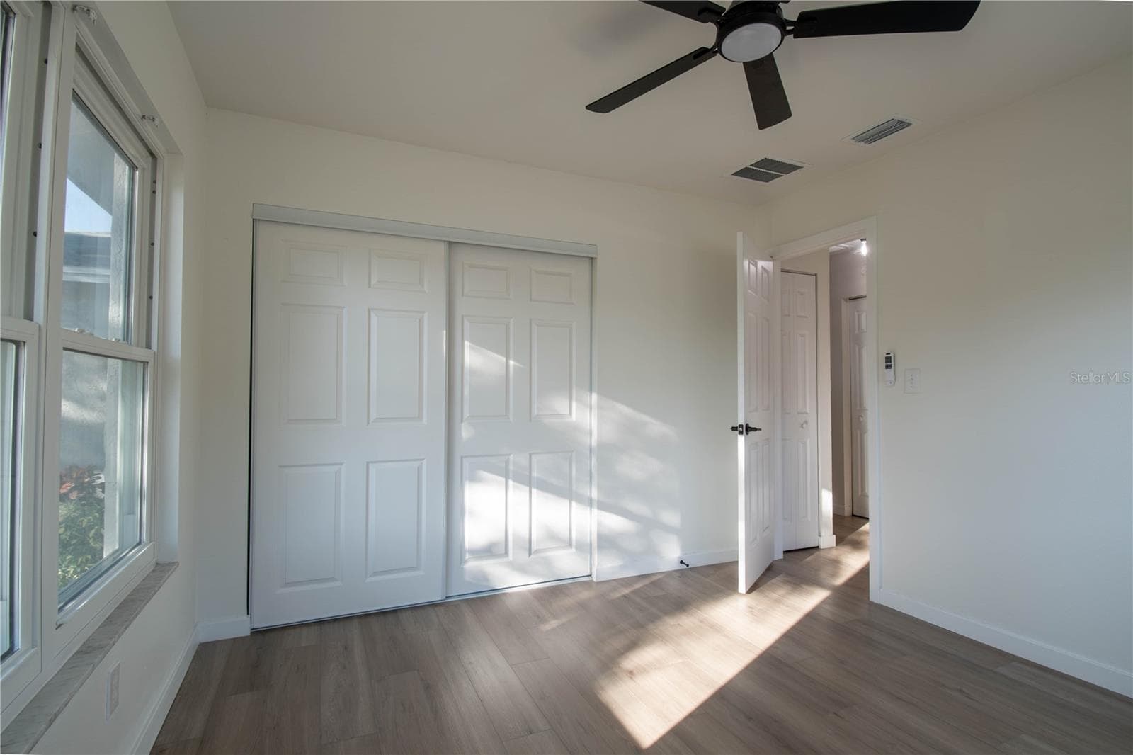 Single Family Residence at 5751 DUNFRIES ST N, ST PETERSBURG, photo 20 of 28