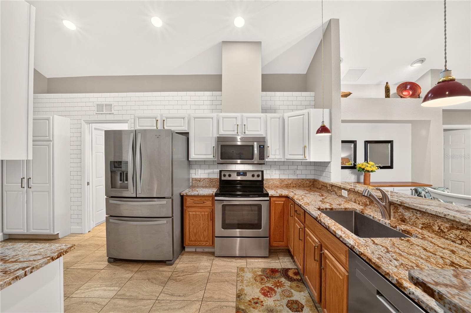 Single Family Residence at 10983 SW 69TH CIR, OCALA, photo 12 of 68