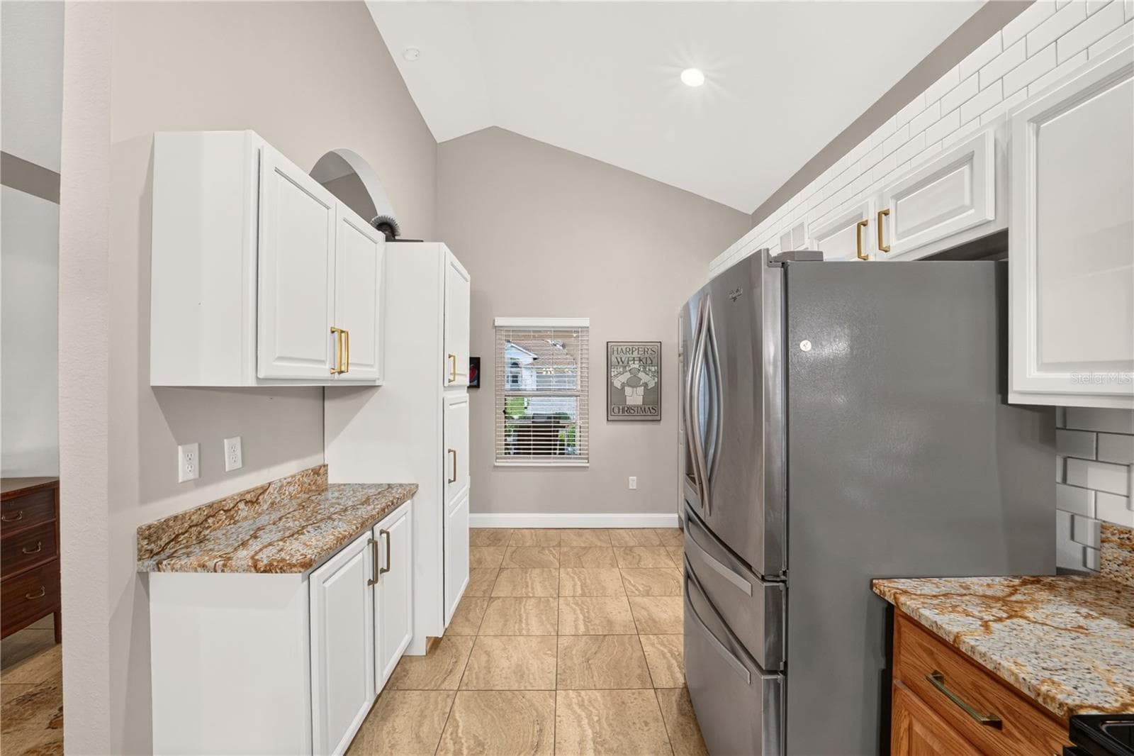Single Family Residence at 10983 SW 69TH CIR, OCALA, photo 13 of 68