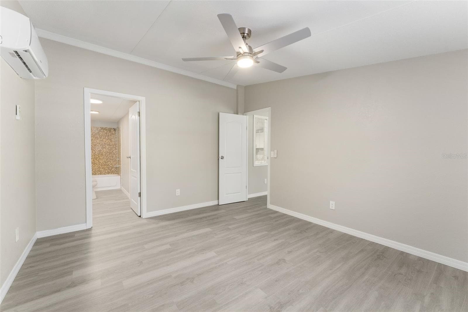 Manufactured Home at 5619 NE 79TH PL, GAINESVILLE, photo 16 of 36