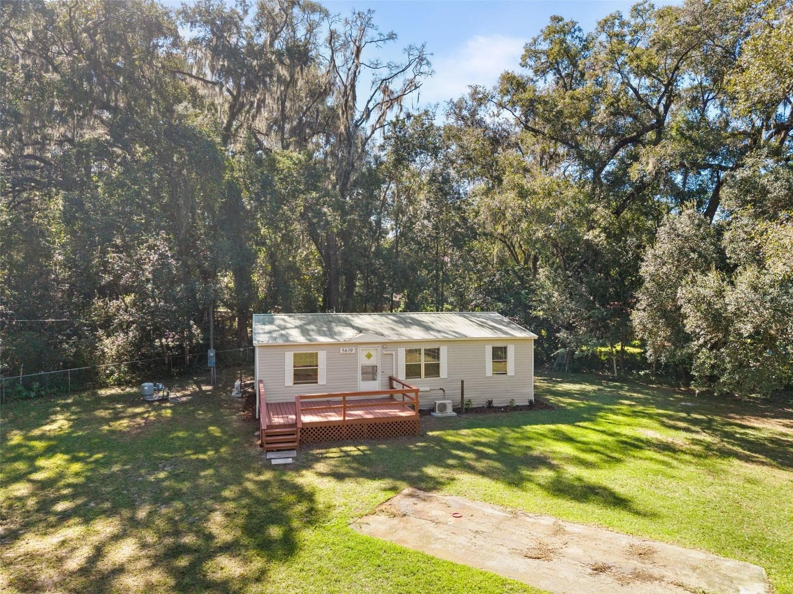 Manufactured Home at 5619 NE 79TH PL, GAINESVILLE, photo 27 of 36