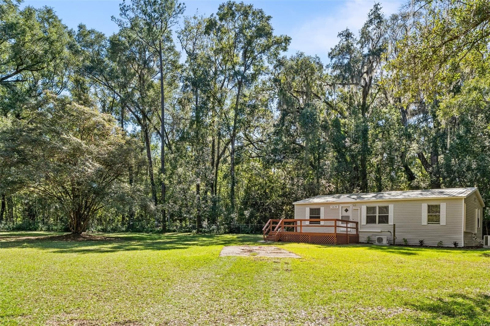 Manufactured Home at 5619 NE 79TH PL, GAINESVILLE, photo 29 of 36