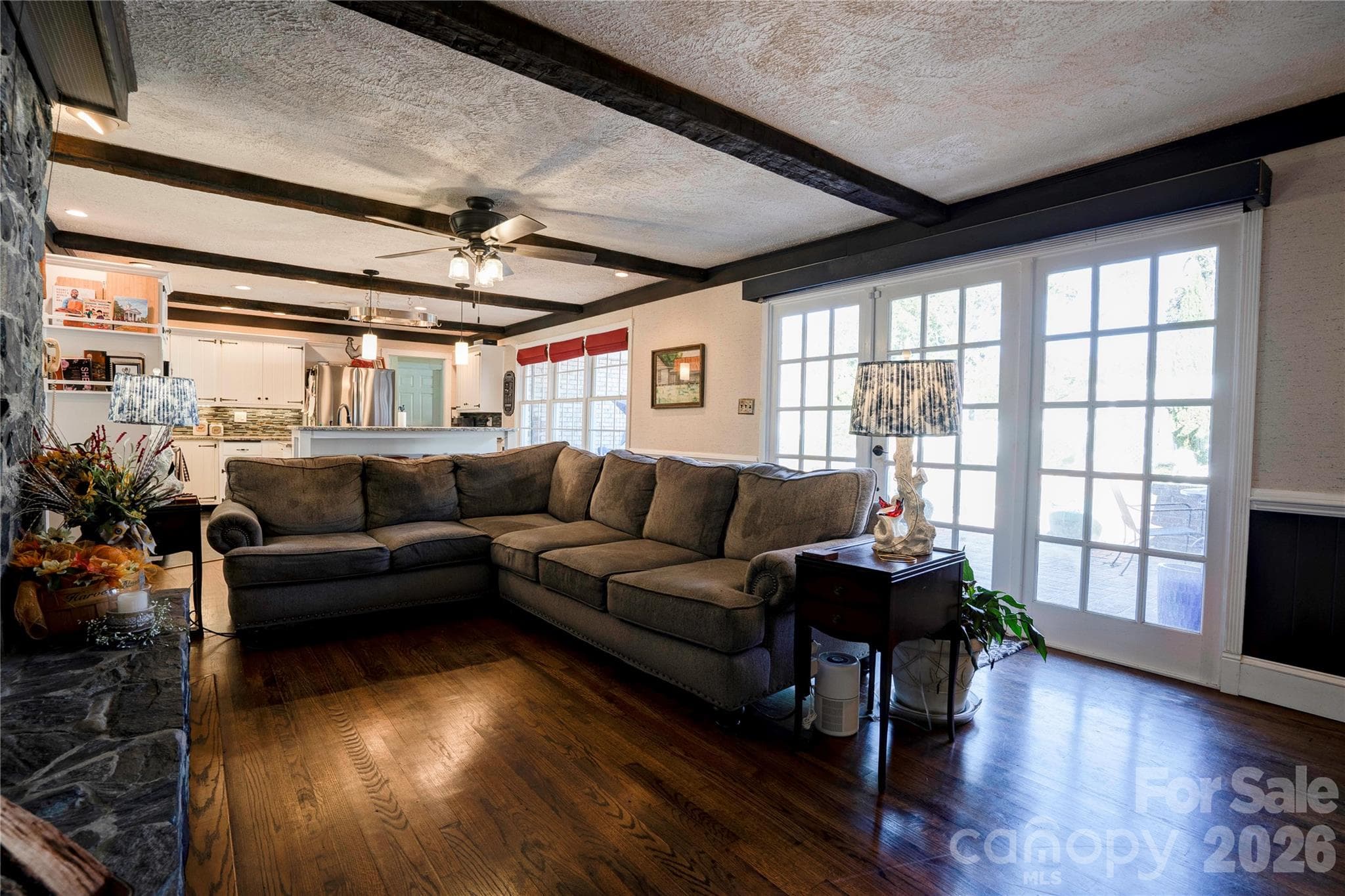 Family Room - 111 Gordon Avenue, Shelby