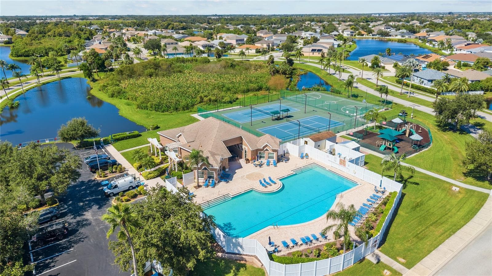 Single Family Residence at 6011 FRENCH CREEK CT, ELLENTON, photo 33 of 38
