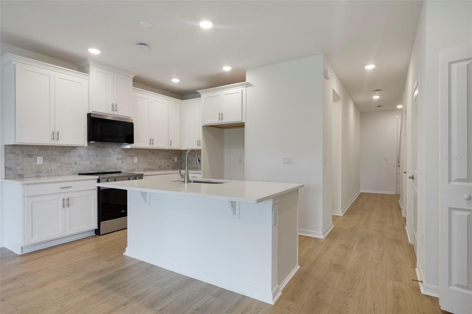 Townhouse at 510 SOUTHERN EDGE WAY, SANFORD, photo 8 of 40