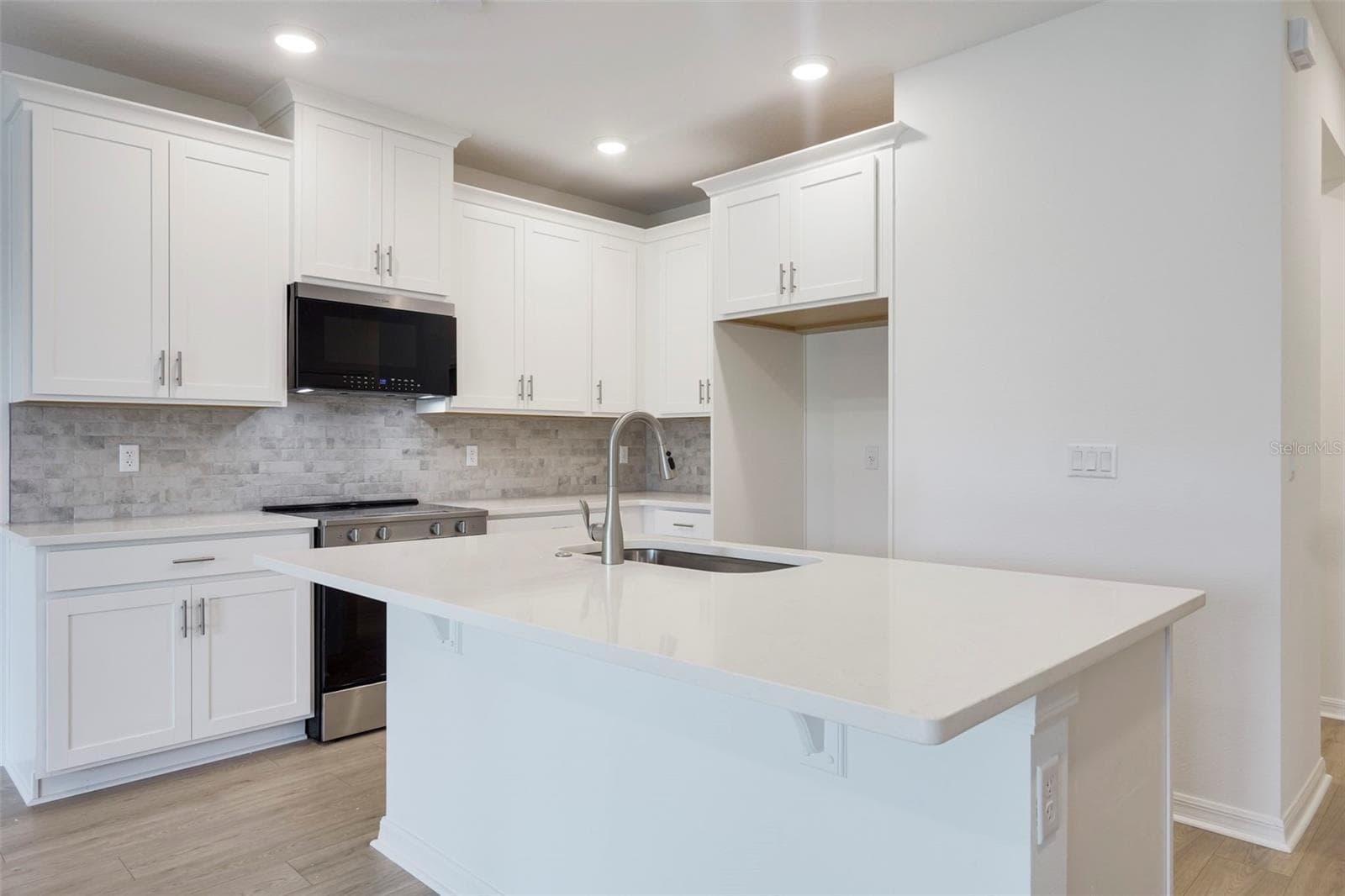 Townhouse at 510 SOUTHERN EDGE WAY, SANFORD, photo 10 of 40