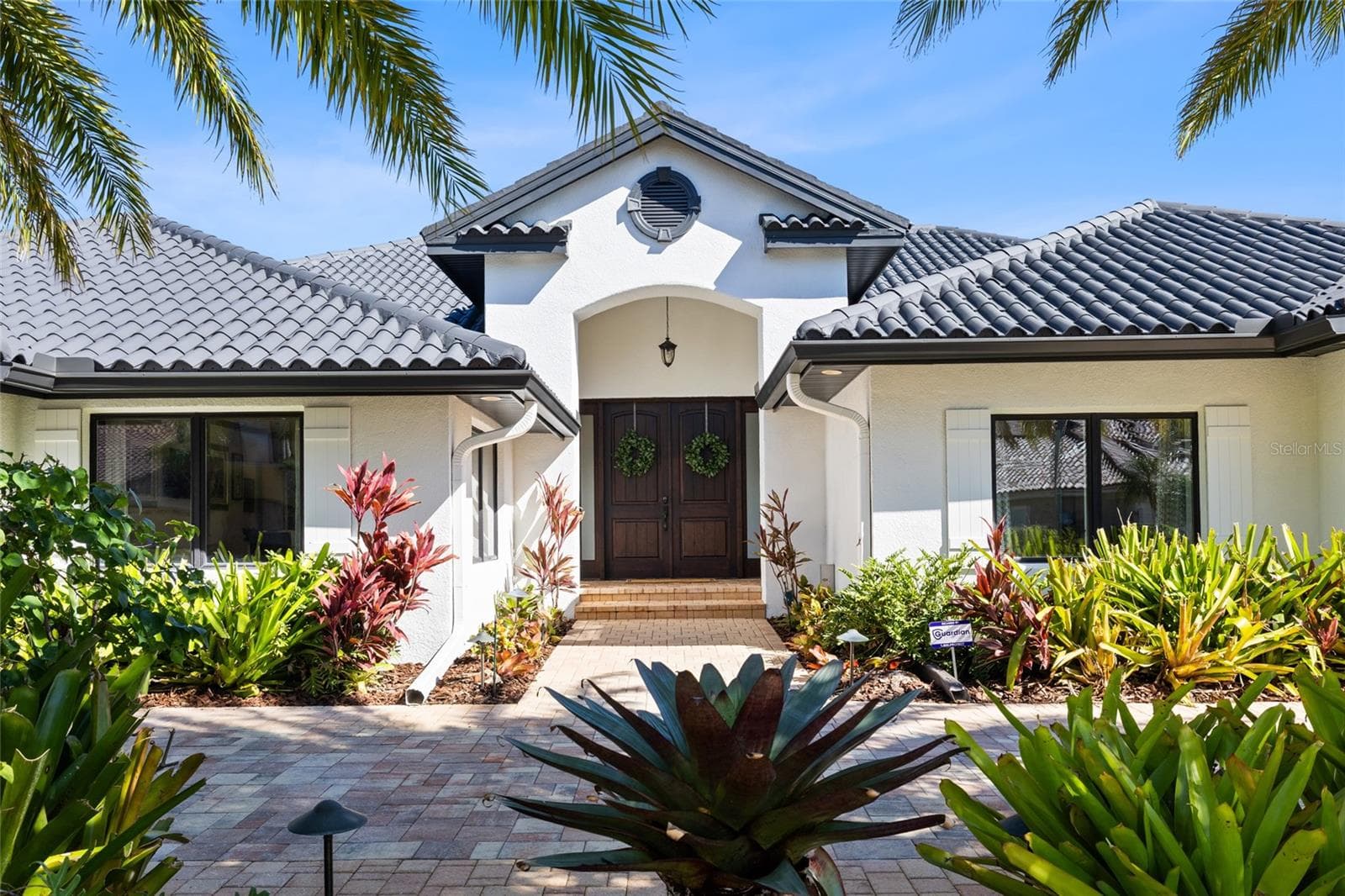Single Family Residence at 9805 COMPASS POINT WAY, TAMPA, photo 4 of 98