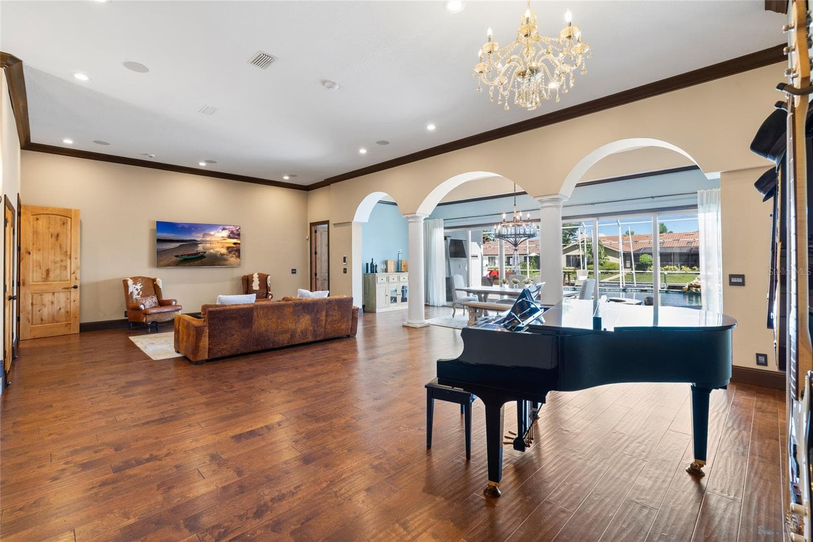 Single Family Residence at 9805 COMPASS POINT WAY, TAMPA, photo 14 of 98