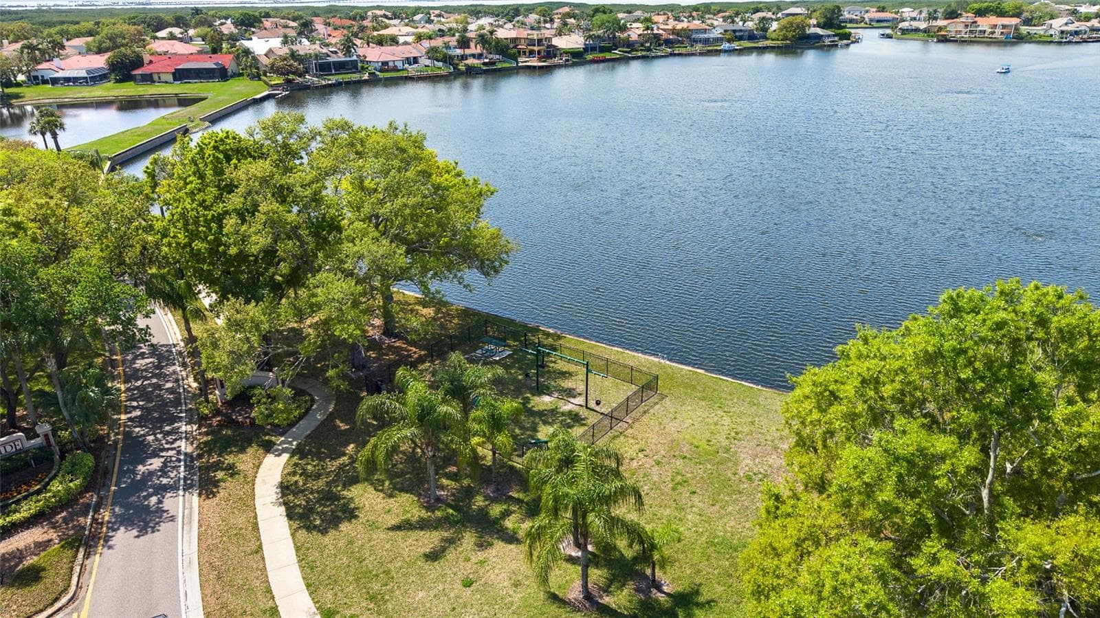 Single Family Residence at 9805 COMPASS POINT WAY, TAMPA, photo 89 of 98