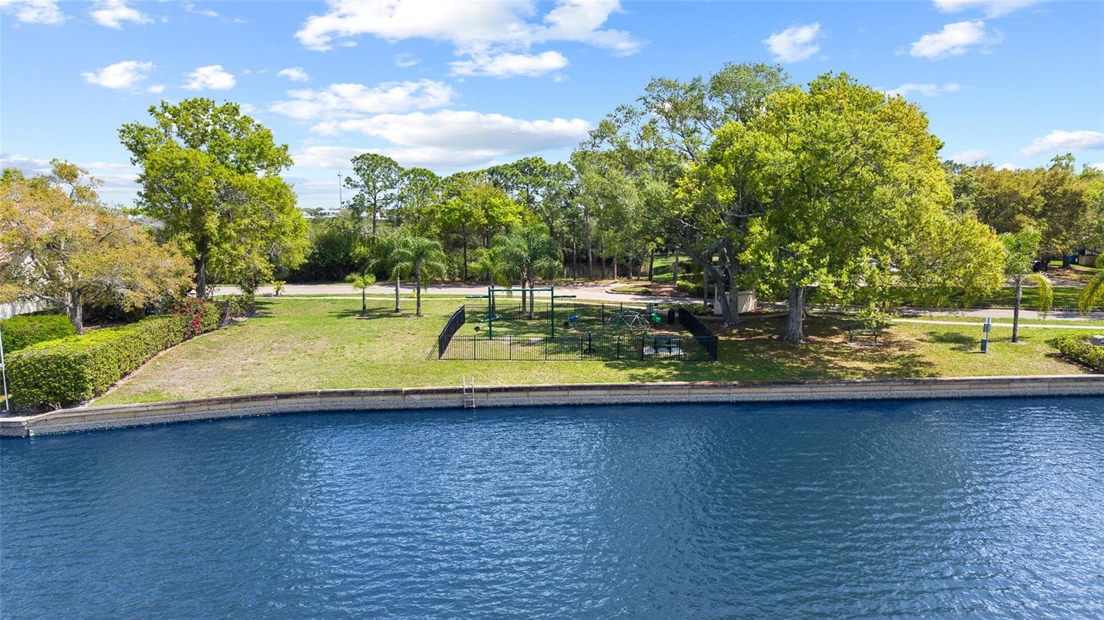 Single Family Residence at 9805 COMPASS POINT WAY, TAMPA, photo 90 of 98